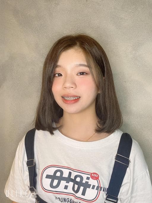 女生染燙、女生中長髮、長瀏海