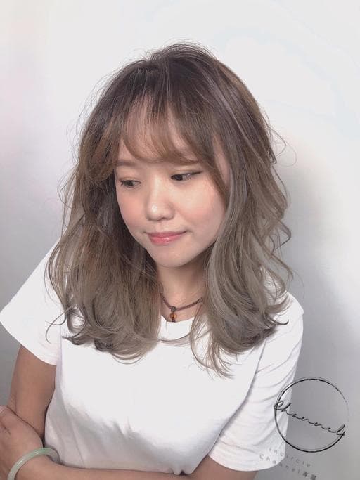 女生長髮、女生染髮、漂色