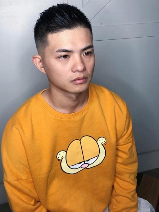 男生短髮、男生Undercut、粗硬髮