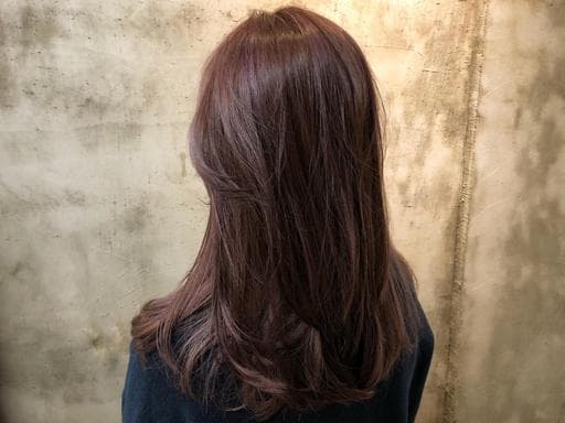女生長髮、女生染髮、鵝蛋臉