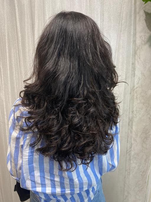 女生長髮、女生燙髮、溫塑燙