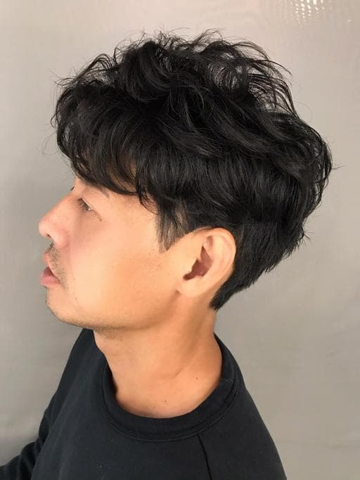 男生短髮、黑色、新崛江剪髮