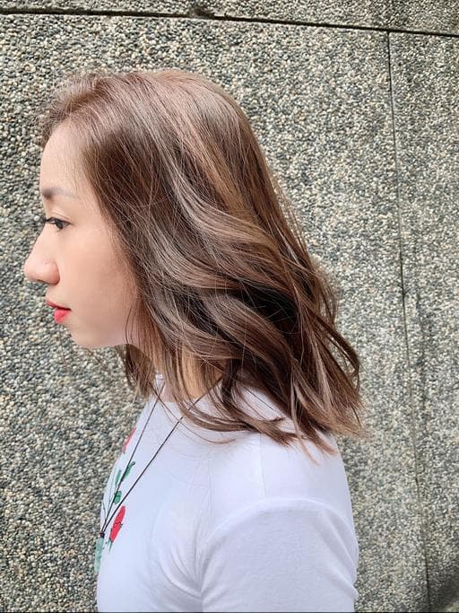 女生中長髮、女生染髮、不用漂髮