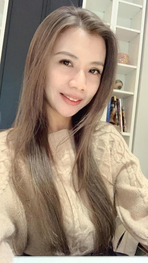 台中染髮、冷萃咖啡髮色、女生長髮