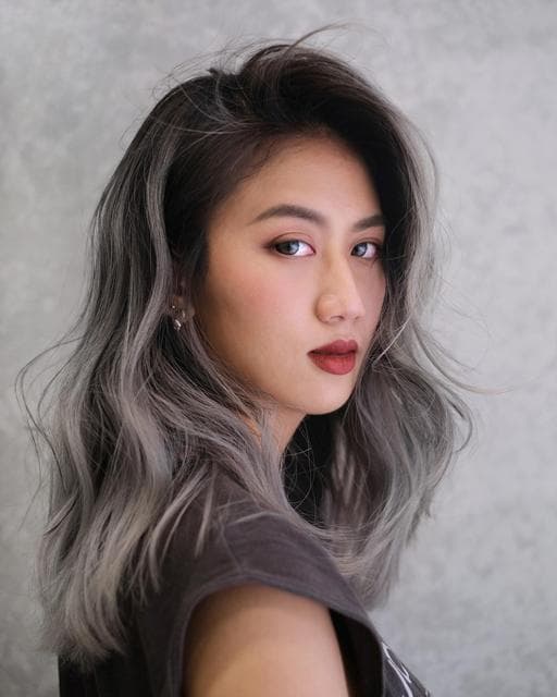 女生中長髮、女生染髮、漂色