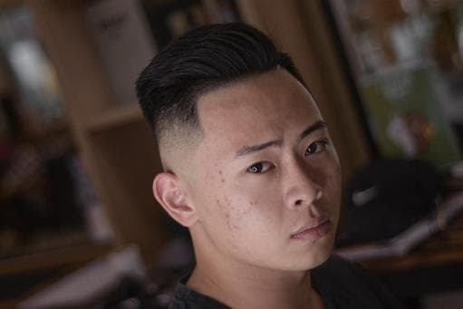 男生韓系紋理燙、男生短髮、男士逗號瀏海