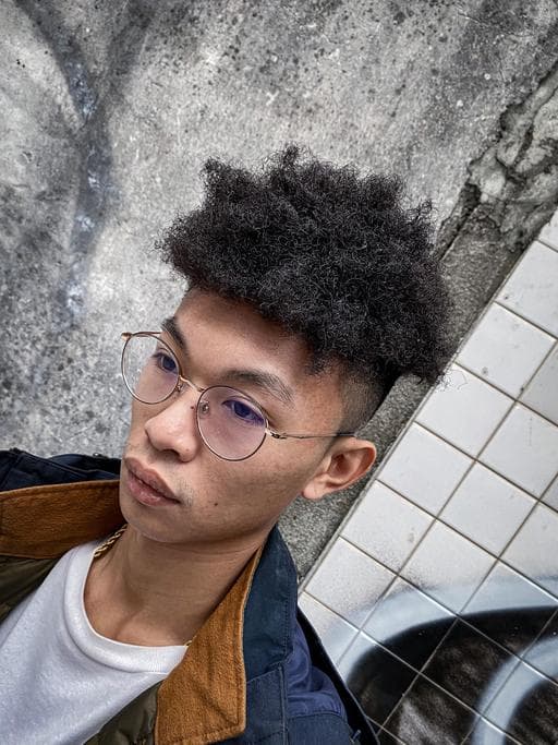男生短髮、男生Undercut、男生燙髮