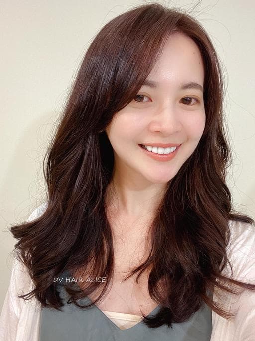女生長髮、長瀏海、不用漂髮