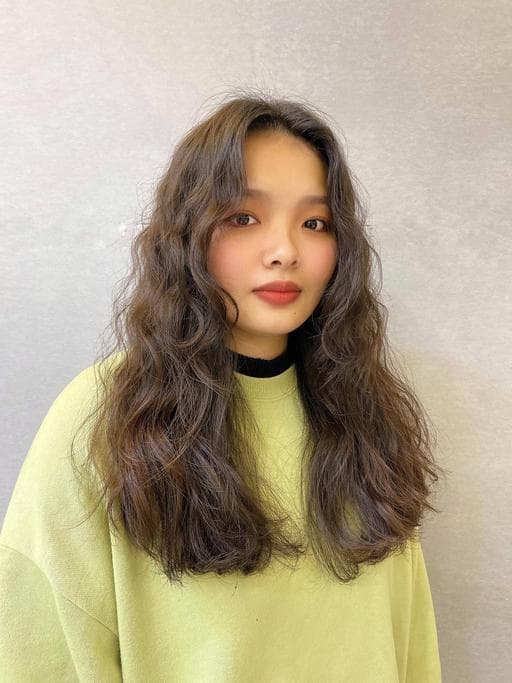 水波紋卷、女生長髮、女生燙髮