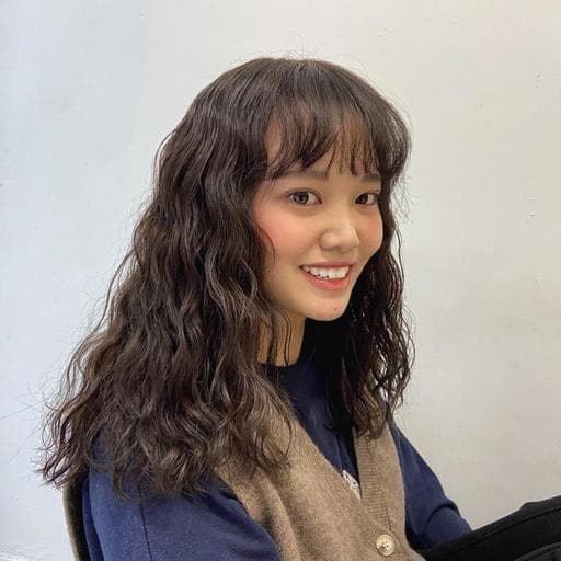 女生長髮、女生染髮、不用漂髮