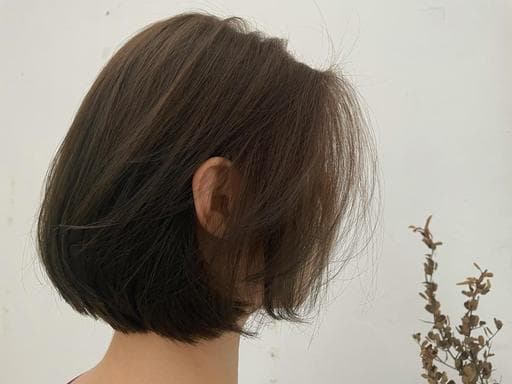 長瀏海、女生短髮、霧感髮色