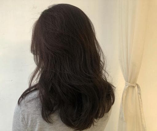 女生中長髮、女生染髮、不用漂髮