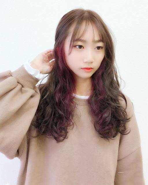 女生長髮、女生染髮、不用漂髮
