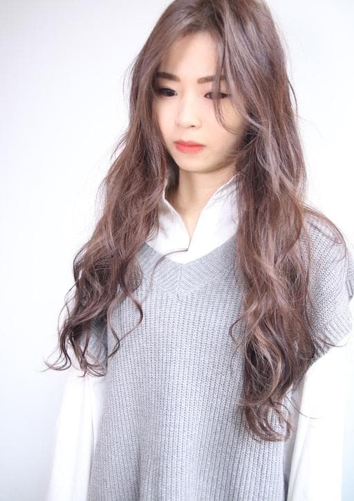 女生長髮、女生染髮、漂色