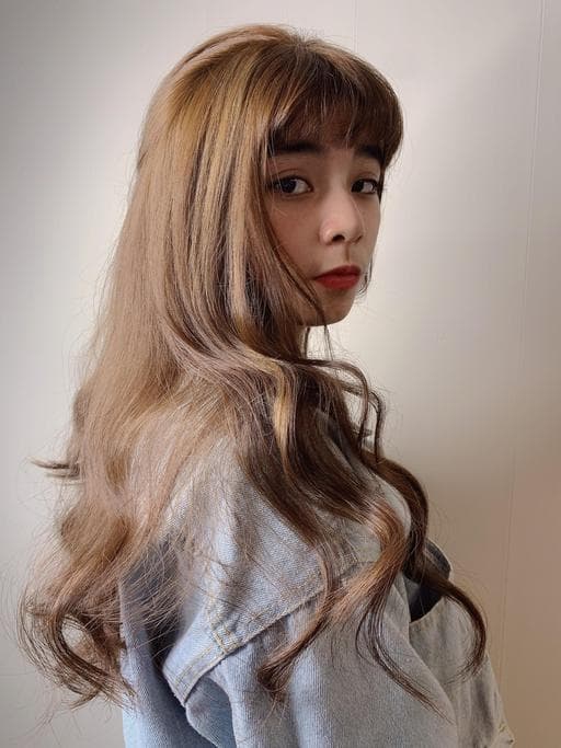 女生長髮、女生染髮、漂色
