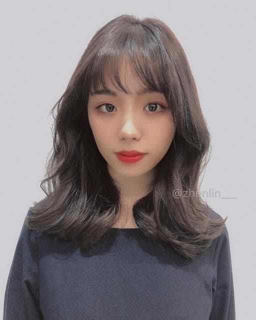 不用漂髮、女生燙髮、女生中長髮
