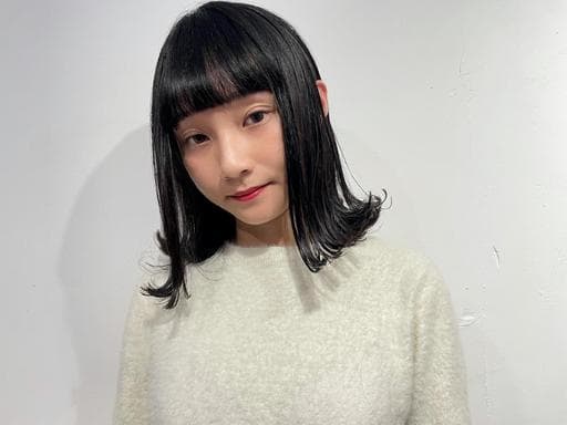 女生中長髮、女生燙髮、外翹