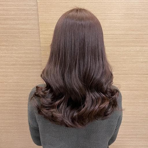 女生長髮、女生染髮、不用漂髮
