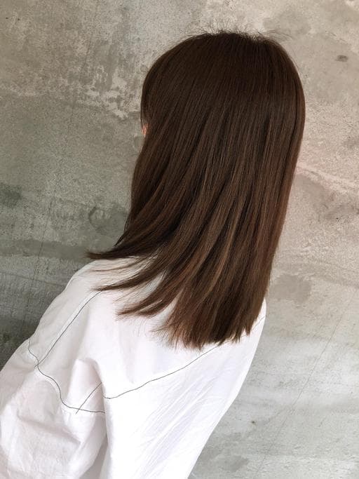 女生中長髮、長瀏海、女生染髮