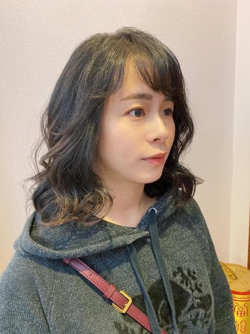 燙卷、女生中長髮、女神系捲髮