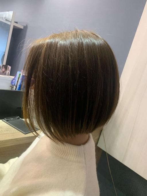 女生短髮、女生髮型、長瀏海