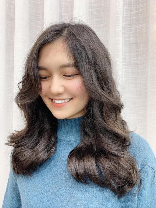 女生長髮、女生燙髮、長瀏海