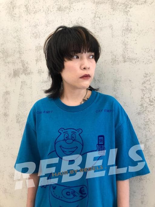 女生短髮、電棒造型、短瀏海