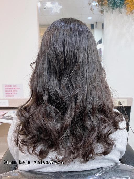 女生長髮、女生燙髮、溫塑燙