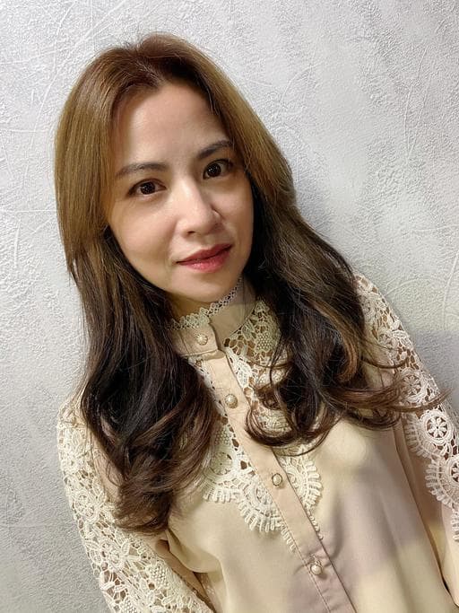 女生長髮、女生染髮、不用漂髮