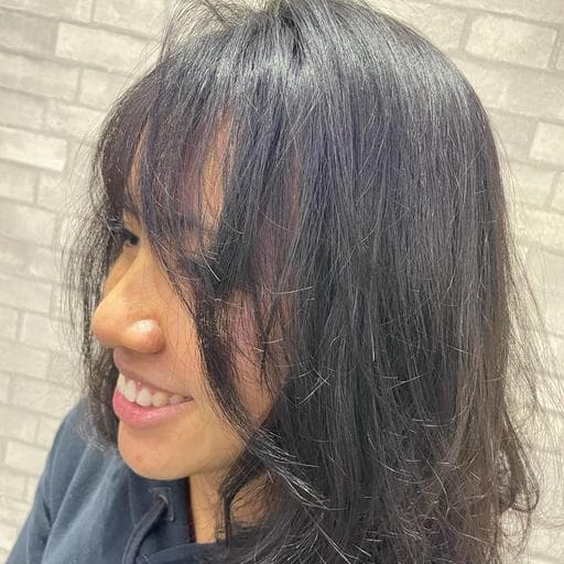 女生中長髮、質感溫塑、台北剪髮