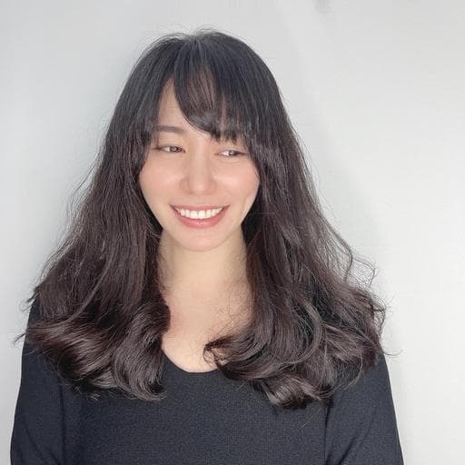 女生長髮、粗硬髮、女生燙髮