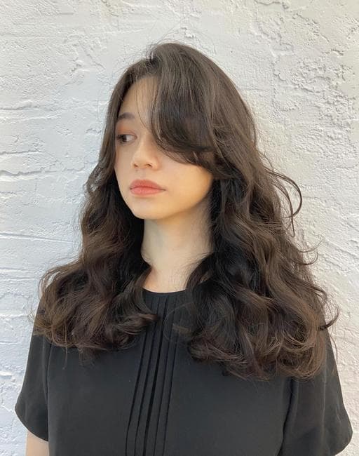 女生長髮、短瀏海、女生染髮