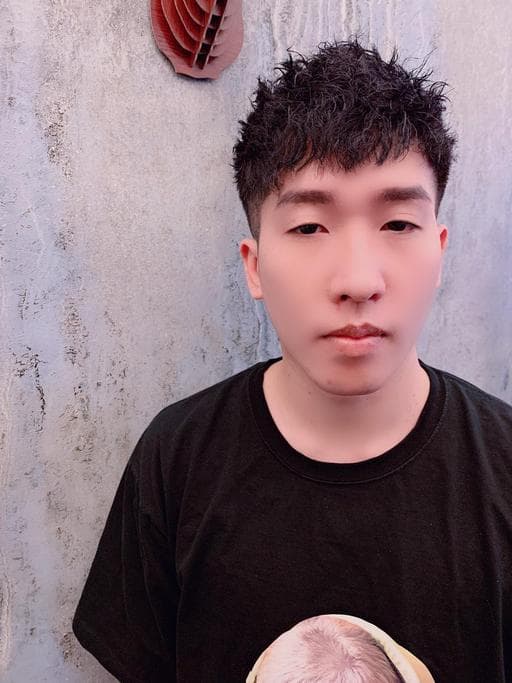 男生短髮、男生Undercut、男生燙髮
