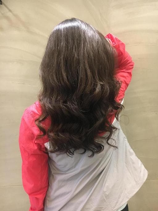 蓬鬆感、女生中長髮、質感