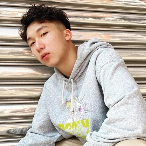 男生短髮、男生卷髮、男生髮型
