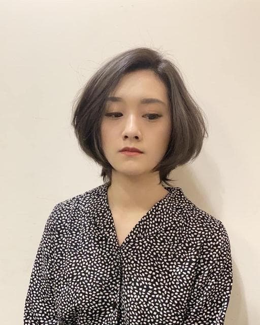 女生中長髮、特殊色、漂色
