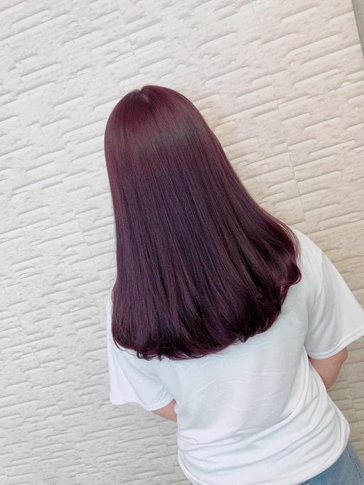 酒紅色、女生長髮、莓果色