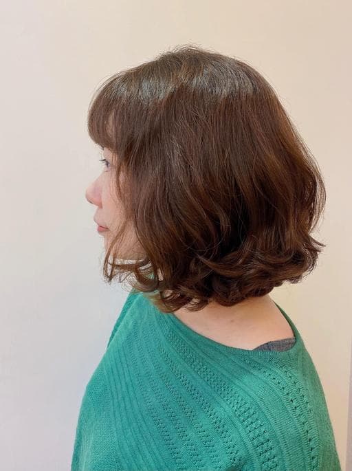 女生中長髮、燙卷、女生染燙