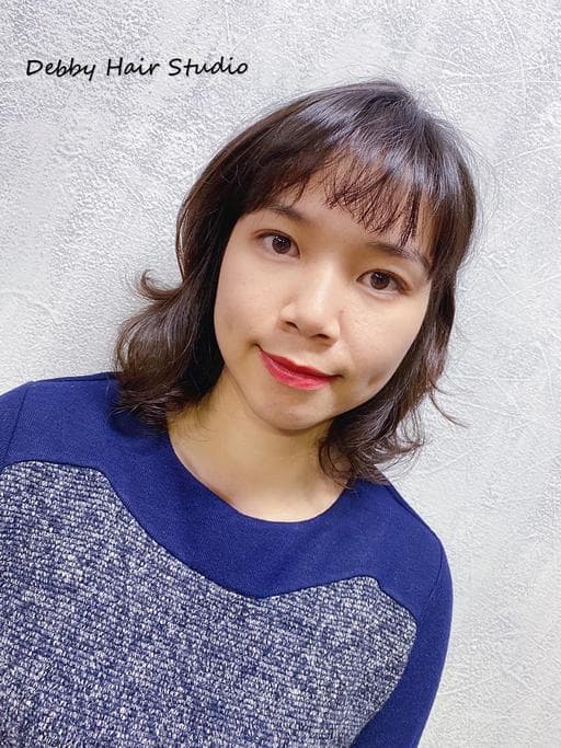 手撥卷、短瀏海、髮妝燙