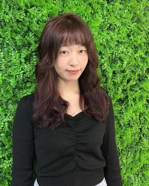 女生長髮、女生染髮、短瀏海