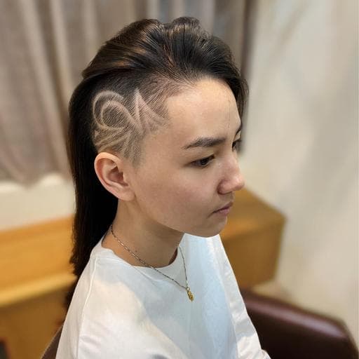 女生長髮、隨性刻線、髮雕刻