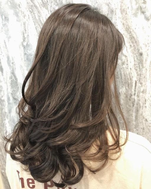 女生長髮、女生染燙、女生燙髮