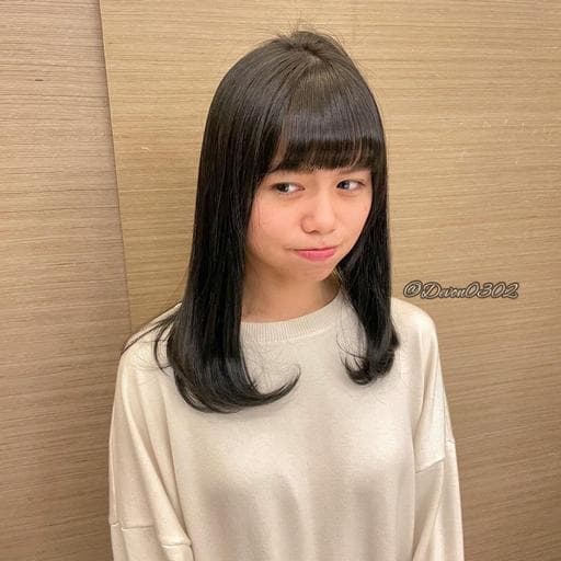 女生中長髮、霧面質感、女生染髮