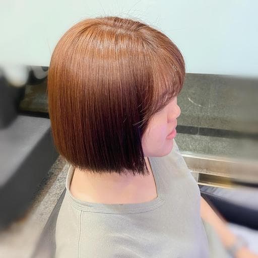女生短髮、燙直、女生染燙