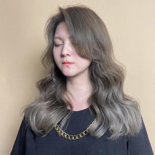 長瀏海、漂色、女生長髮
