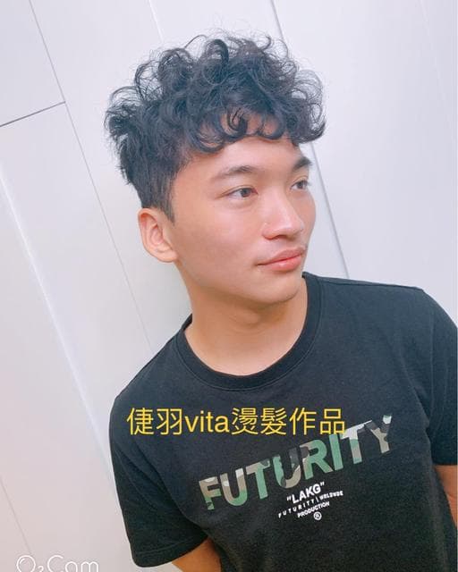 短瀏海、男生短髮、男生燙髮