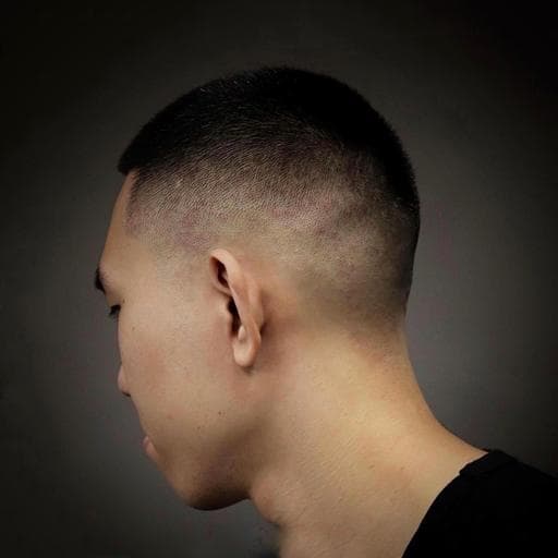 男生短髮