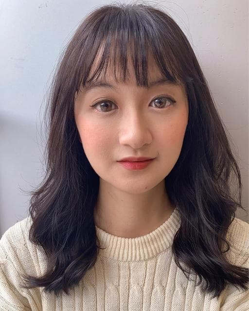 女生中長髮、棕色系、霧面質感