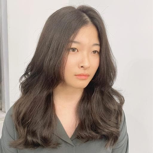 燙卷、女生染燙、長瀏海
