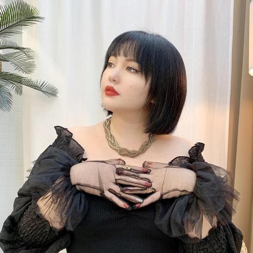 女生短髮、短瀏海、燙髮